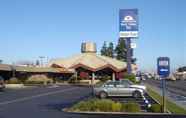 Exterior 3 Rodeway Inn & Suites Yosemite