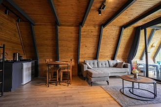 Lain-lain 4 Happy Enjoy Bungalow