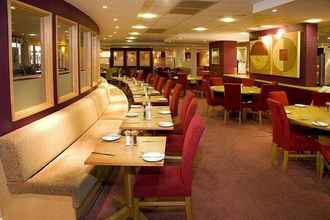 Restaurant 4 Premier Inn LON Heathrow Airport T2 & T3 (Bath Rd)