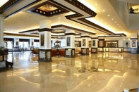 Lobby Centaur Hotel IGI Airport