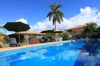 Swimming Pool Arlia Sands Apartments