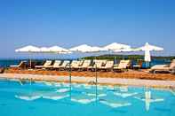 Swimming Pool Splendid Resort