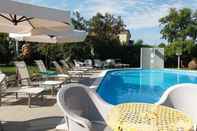 Swimming Pool Relais Villa Roncuzzi