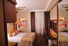 기타 6 Avin Hotel Konak