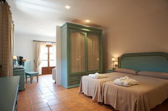 Lainnya 4 Son Marge Sl.l