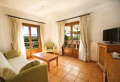 Lainnya 3 Son Marge Sl.l