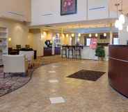 Lobby 2 Comfort Suites Fredericksburg North