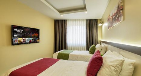 อื่นๆ 2 DUCK OTEL