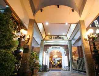 Bangunan 2 Hotel 13 Coins Resort Yotin Pattana