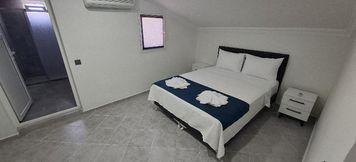 Others 3 Bi̇zi̇m Kelebek Otel