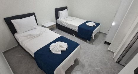 Others 2 Bi̇zi̇m Kelebek Otel