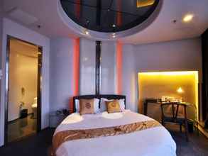 Bilik Tidur 4 Dazhong Airport Hotel