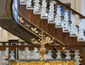 Lobby 2 Titanic Mardan Palace