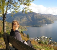 Tempat Tarikan Berdekatan 4 Dragsvik Fjordhotel