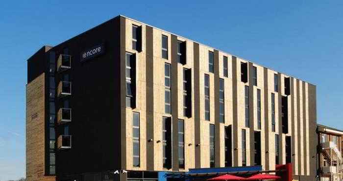 Exterior Ramada Encore Chatham