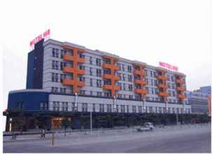 Bên ngoài Motel Donghuan