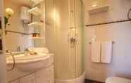 In-room Bathroom 7 Villa Rustica Dalmatia Depadance