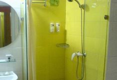 ห้องน้ำภายในห้อง 5 Home Inn Guanganmen