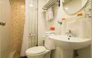 Toilet Kamar 7 Home Inn Xiaoxitian