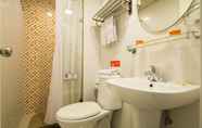 Toilet Kamar 6 Home Inn Wangjinghuajiadi