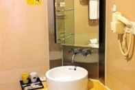 Toilet Kamar Home Inn Jinsong