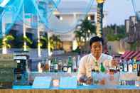 Bar, Kafe, dan Lounge Loligo Resort +A Fresh Twist By Let’s Sea