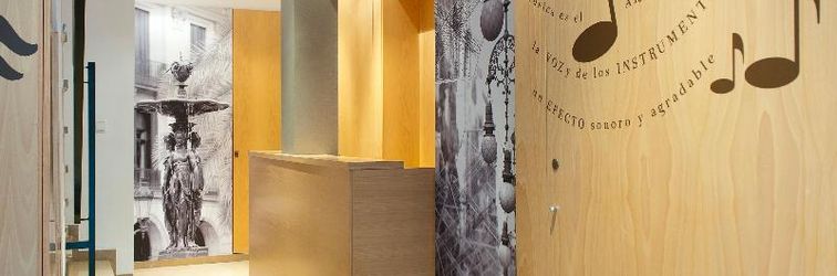 Lobi MH Apartments Opera Rambla