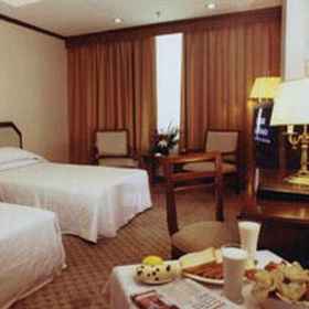 Room 1 야화, 아밀링 호텔