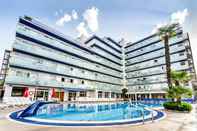 Swimming Pool Hotel Mar Blau