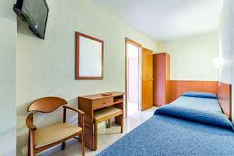 Bedroom 4 Hotel Mar Blau