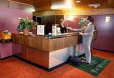 Lobby 6 The Willows Motor Inn