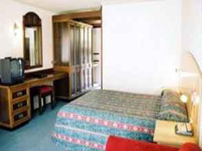 Kamar Tidur 4 The Willows Motor Inn