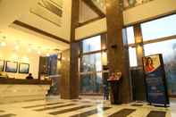 Lobby Grand Hometel Malad