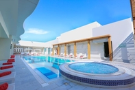 Swimming Pool Al Maha Arjaan