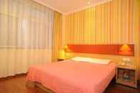 Bilik Tidur Home Inn Wu Lin Plaza