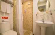 In-room Bathroom 7 Home Inn Hutai Road