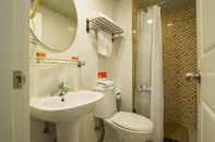 Phòng tắm bên trong Home Inn Hutai Road