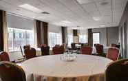 Ruangan Fungsional 7 Best Western Plus Ottawa Downtown Suites