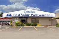 Exterior Canada's Best Value Westward Inn