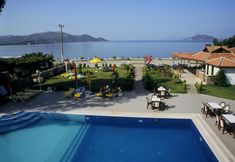 Hồ bơi 2 Area Hotel