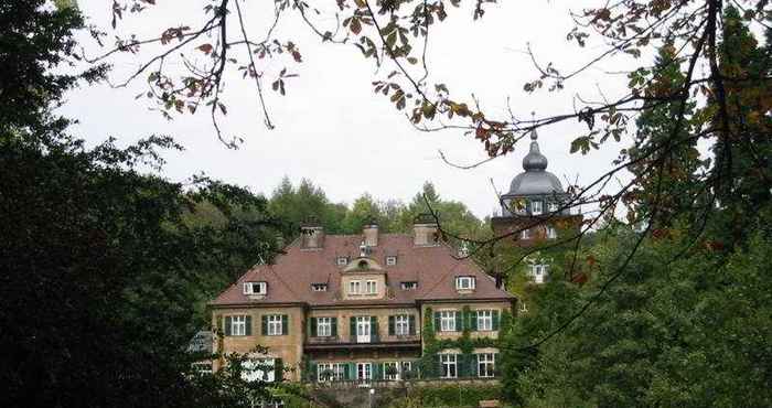 Bangunan Althoff Schlosshotel Lerbach