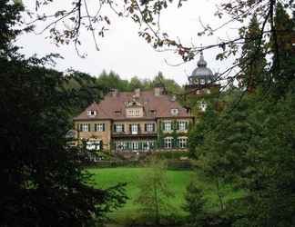 Exterior 2 Althoff Schlosshotel Lerbach