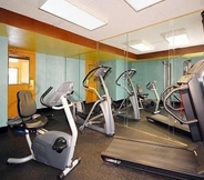 Fitness Center 5 Red Roof PLUS+ & Suites Knoxville West-Cedar Bluff