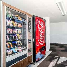 Econo Lodge 1, Hotel Bob Carpenter Center