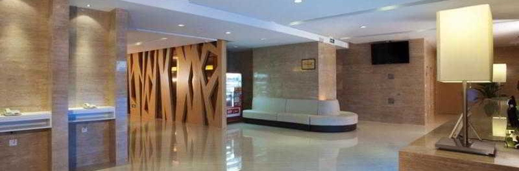 Lobi Holiday Inn Express Shanghai Sanlin