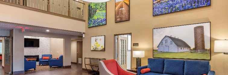 Lobby Comfort Suites Lufkin