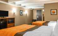 Bedroom 4 Country Inn & Suites by Radisson Battle Creek MI
