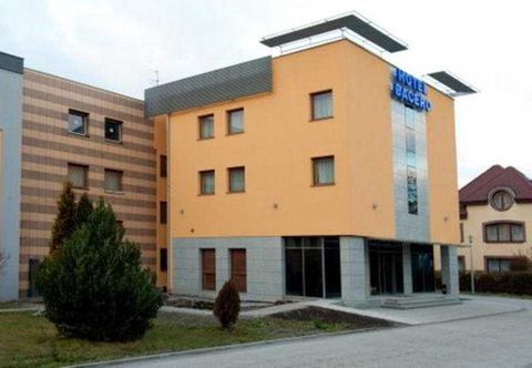 อื่นๆ Bacero