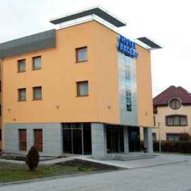 บาเซโร 1, โรงแรม & ที่พัก Krzyki