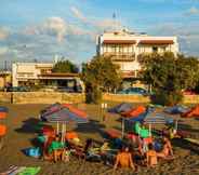 Nearby View and Attractions 4 Pal Beach